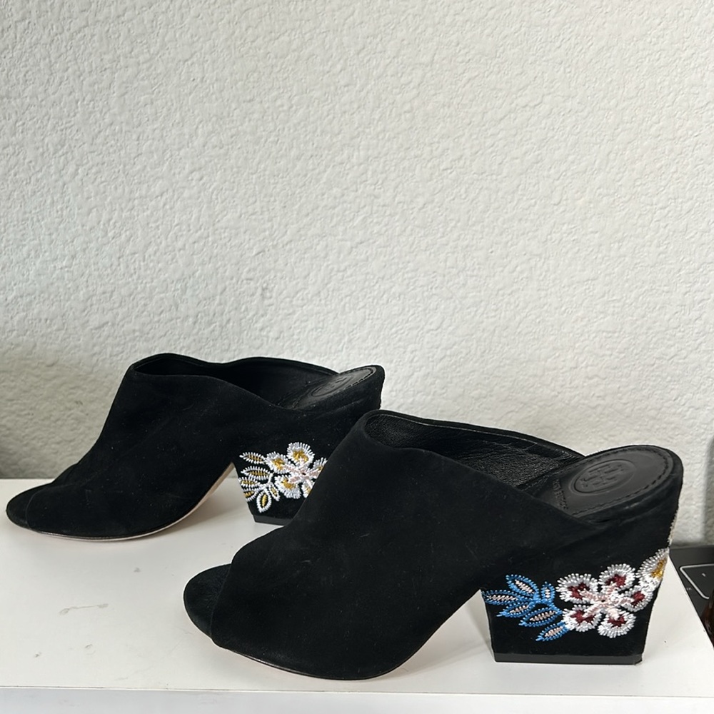 Tory Burch Floral Embroidered Block Heel Slide Sandals In Black 5.5 - Picture 4 of 14